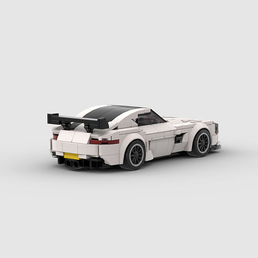 Mercedes_AMG_GTR
